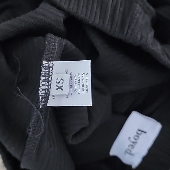 Boyed black, ribbed, flare leg legging! - Picture 6 of 10